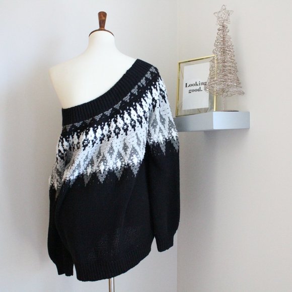 Express Off-Shoulder Sweater Size Large - Picture 6 of 8